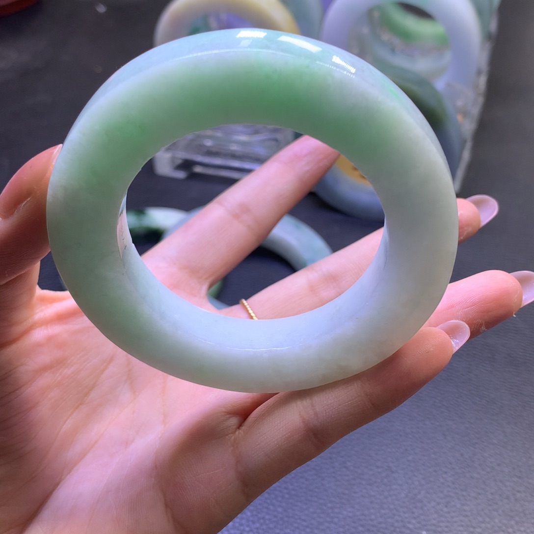 未镶嵌翡翠定制翡翠