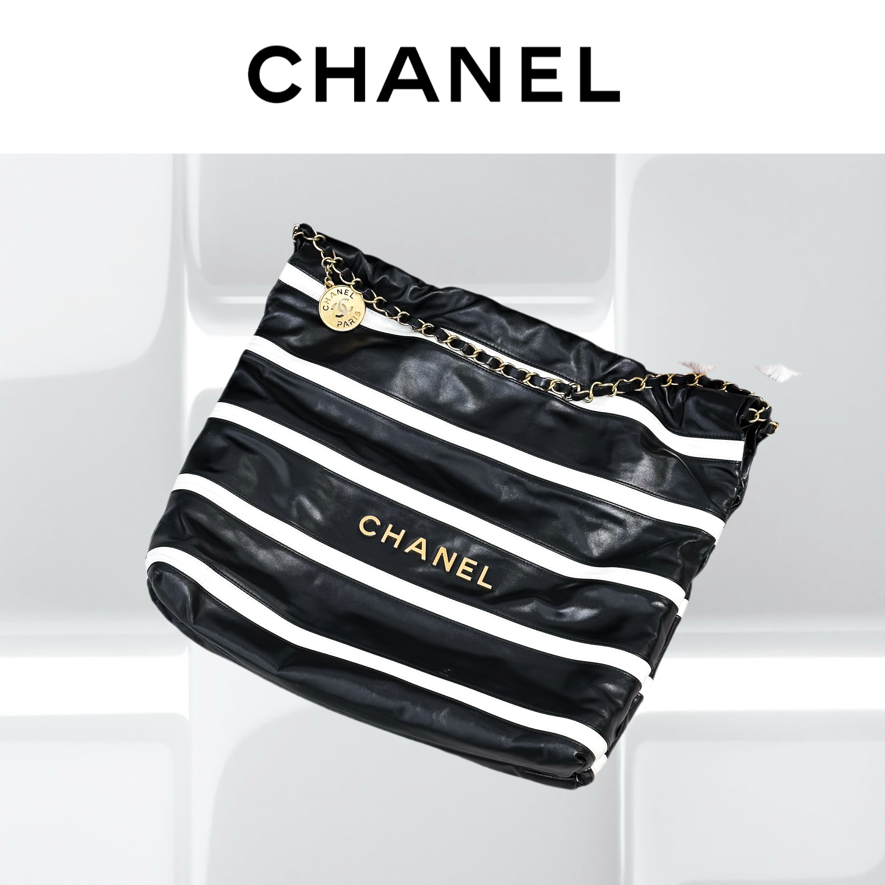 99新 Chanel/香奈儿 24S黑白条纹中号22bag，垃圾袋