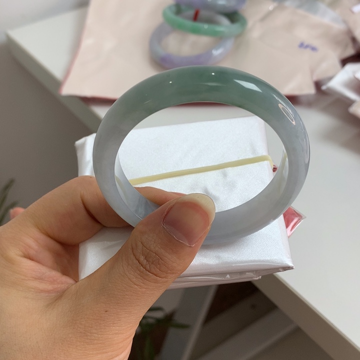 翡翠未镶嵌手镯55