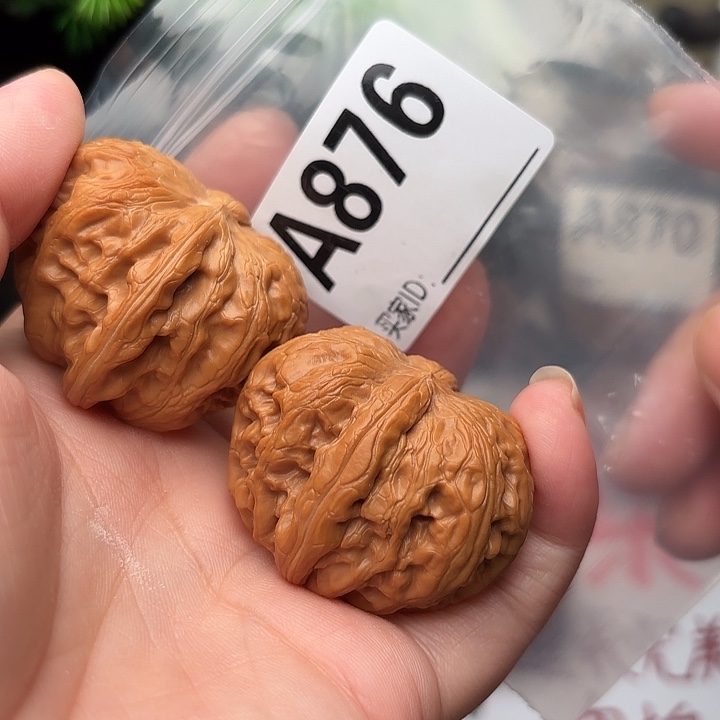 桃核把件核桃元宝41