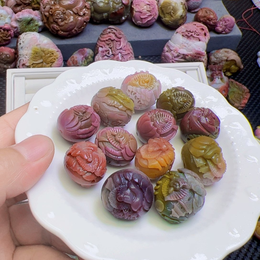 玛瑙/玉髓吊坠未镶嵌卞*花