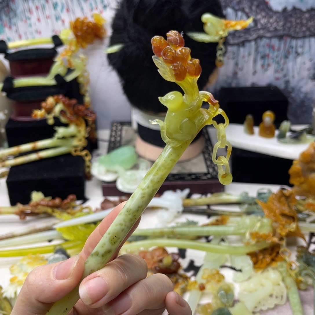 【闪购商品】蛇纹石玉发饰合金馨**月