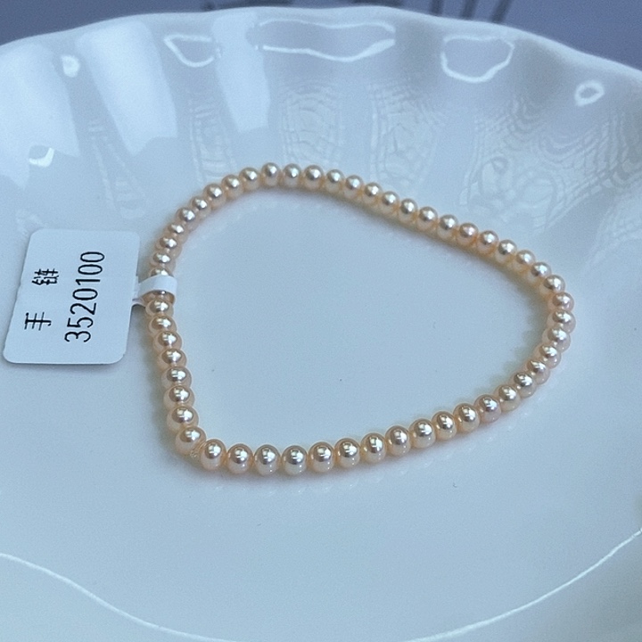 颈饰未镶嵌淡水珍珠