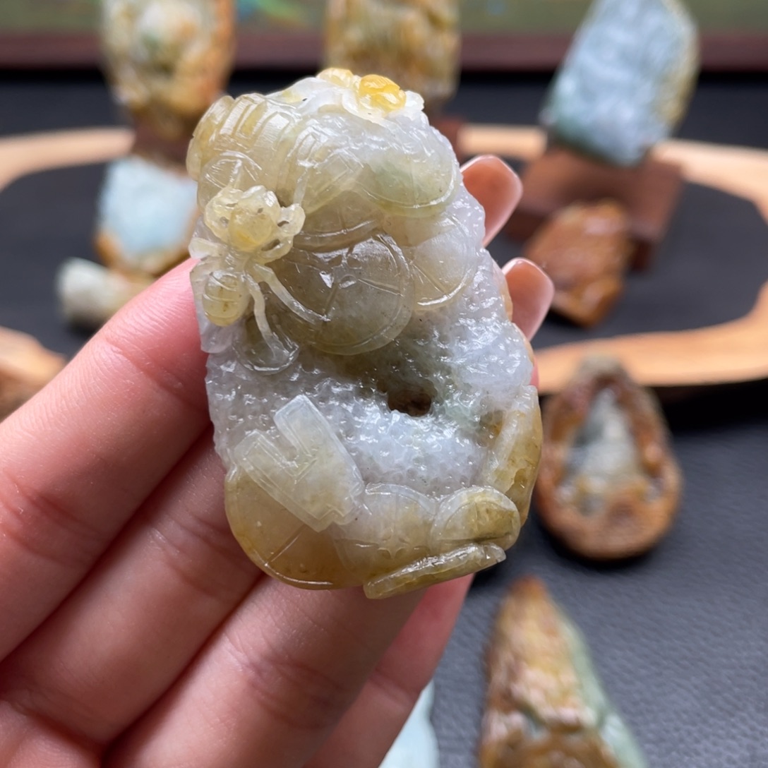 定制翡翠未镶嵌翡翠