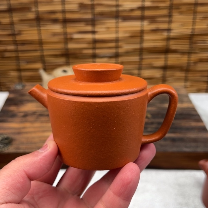 紫砂茶壶红黄泥炮嘴135cc