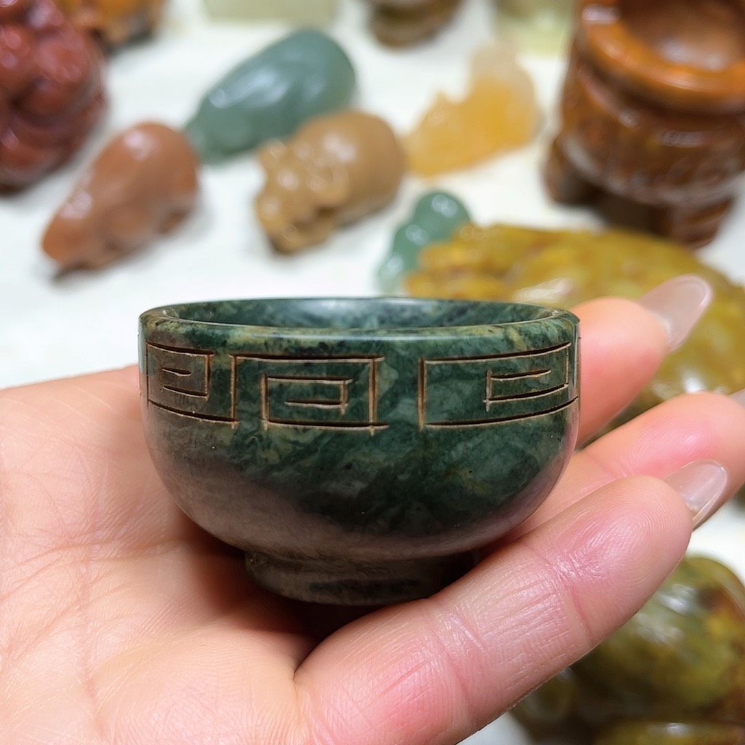 白玉菩提吊坠白玉菩提吊坠