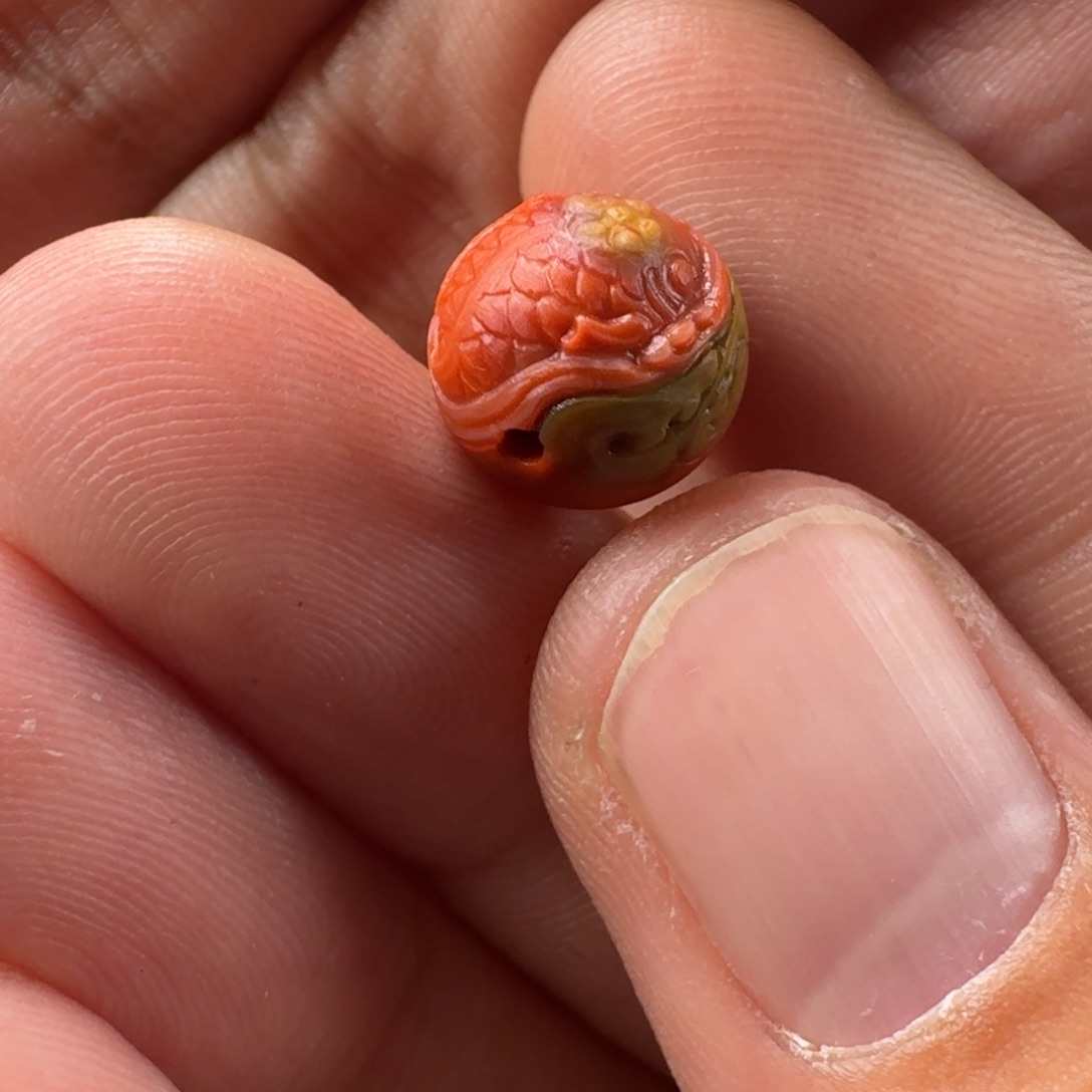 南红玛瑙包浆雕雕刻金鱼11.3mm未镶嵌