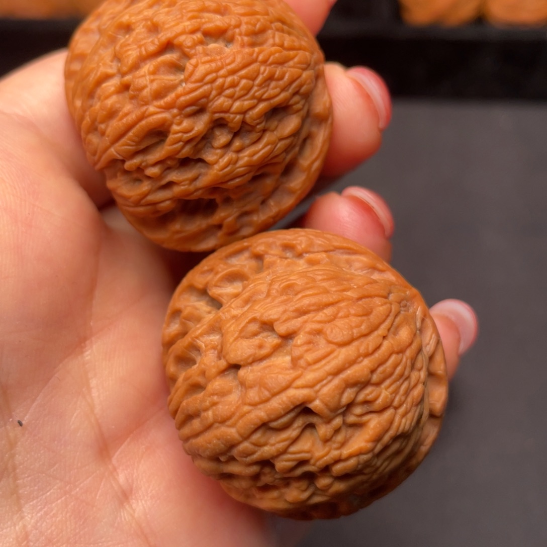 文玩核桃吊坠秦岭野生核桃