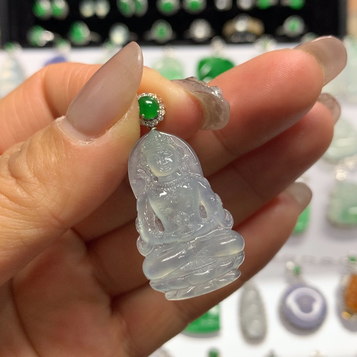 【闪购商品】翡翠颈饰18K金镶嵌吊坠