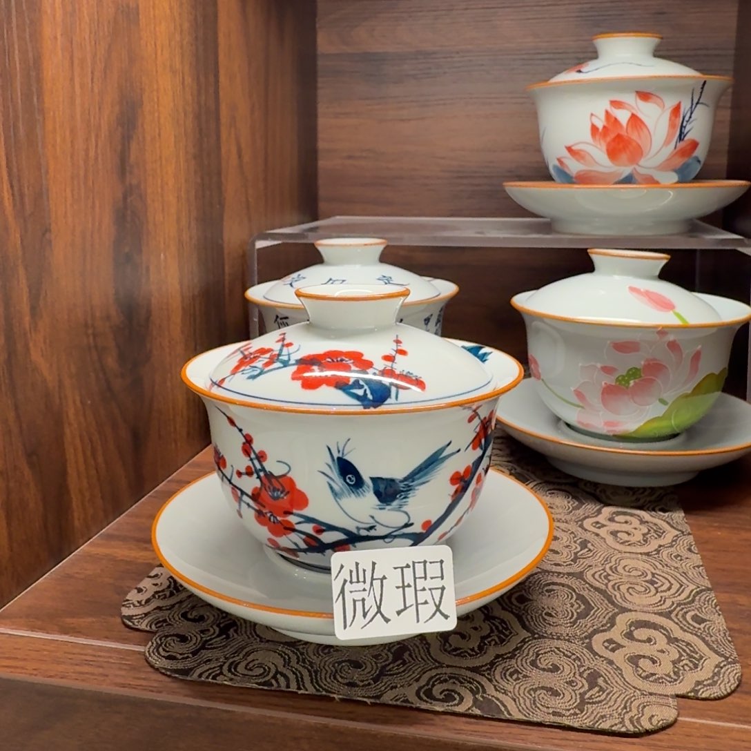 釉下手绘茶具微瑕