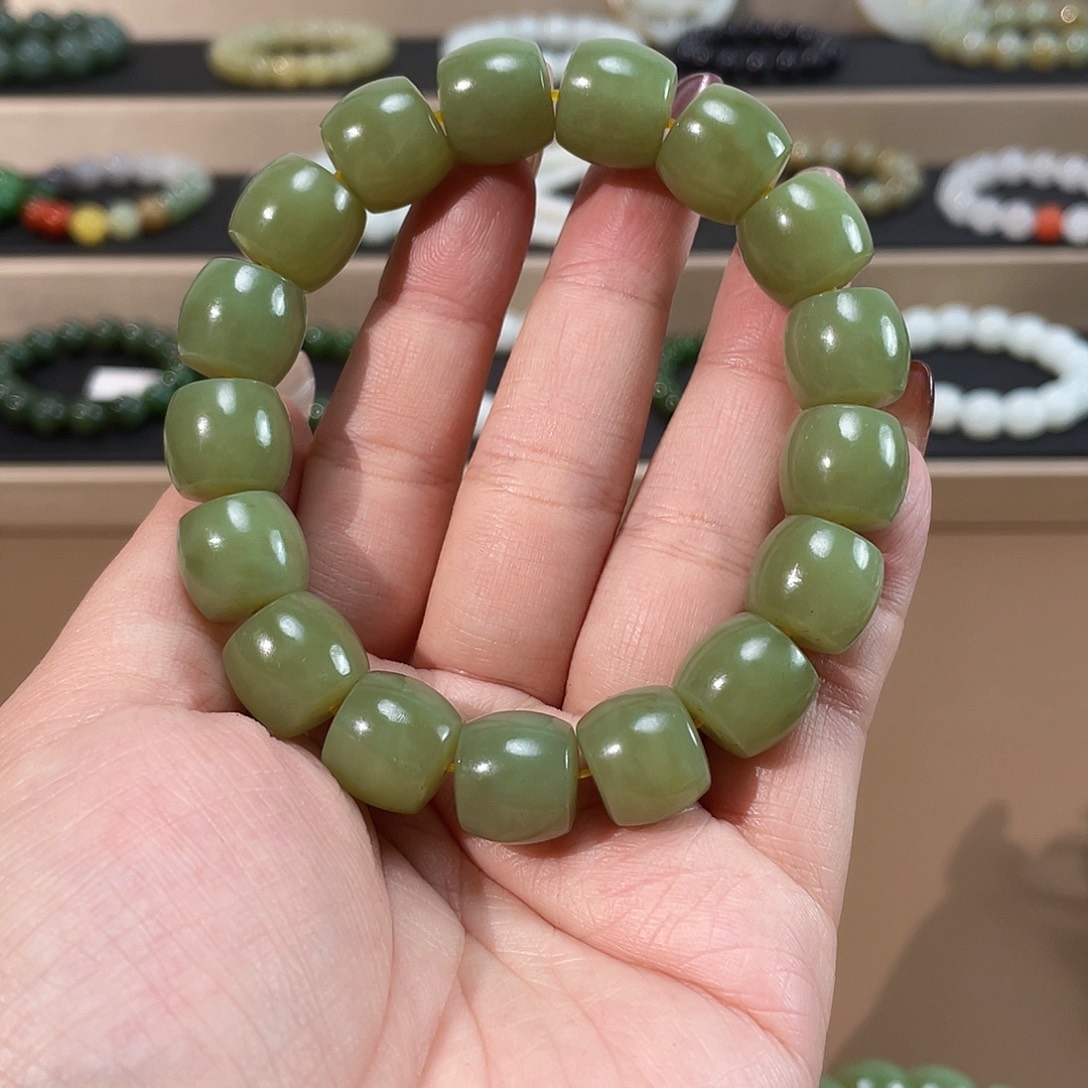 和田玉手链未镶嵌13.6