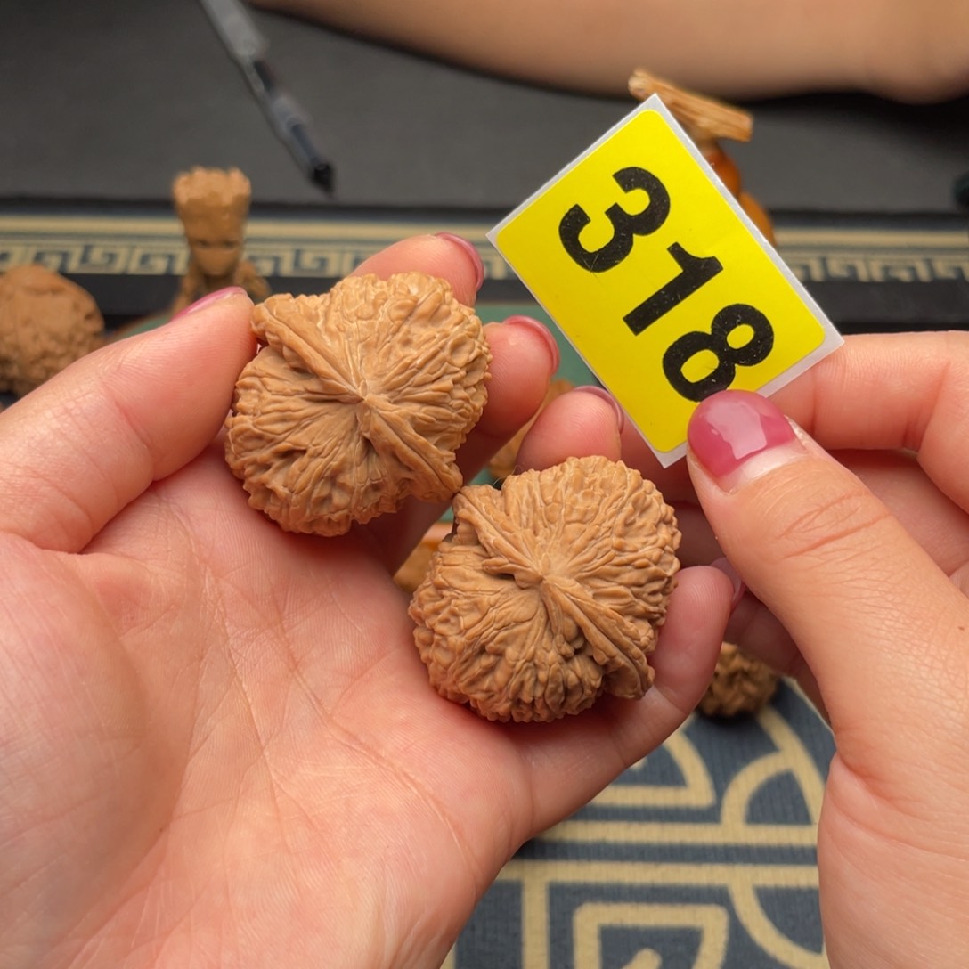 桃核吊坠38全品白狮子318号～