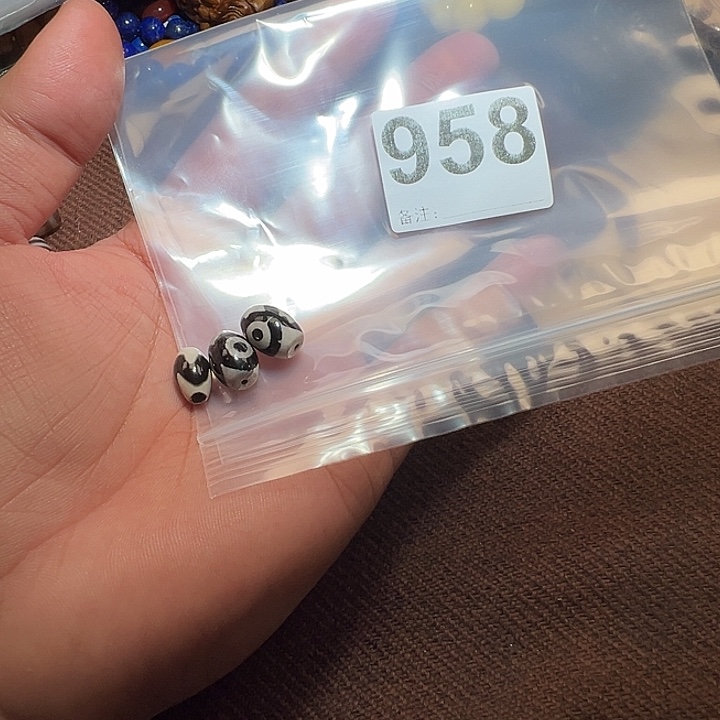 未镶嵌好的玛瑙/玉髓