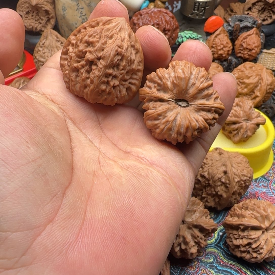 吊坠文玩核桃全品平谷凹底38