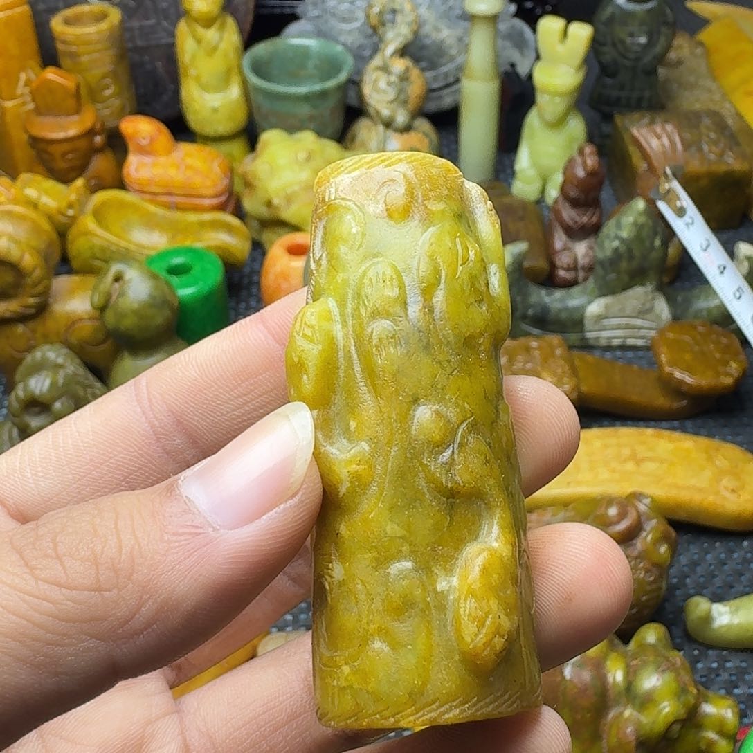 白玉菩提吊坠。。。