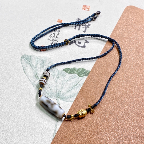 玛瑙白底菩提锁骨链时尚个性简约手工编绳项链藏风气质小众颈饰