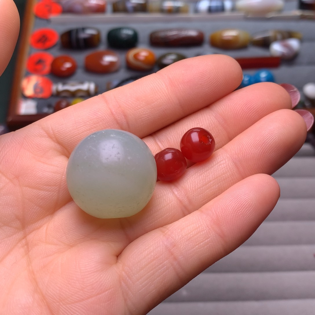 玛瑙/玉髓颈饰未镶嵌常*生