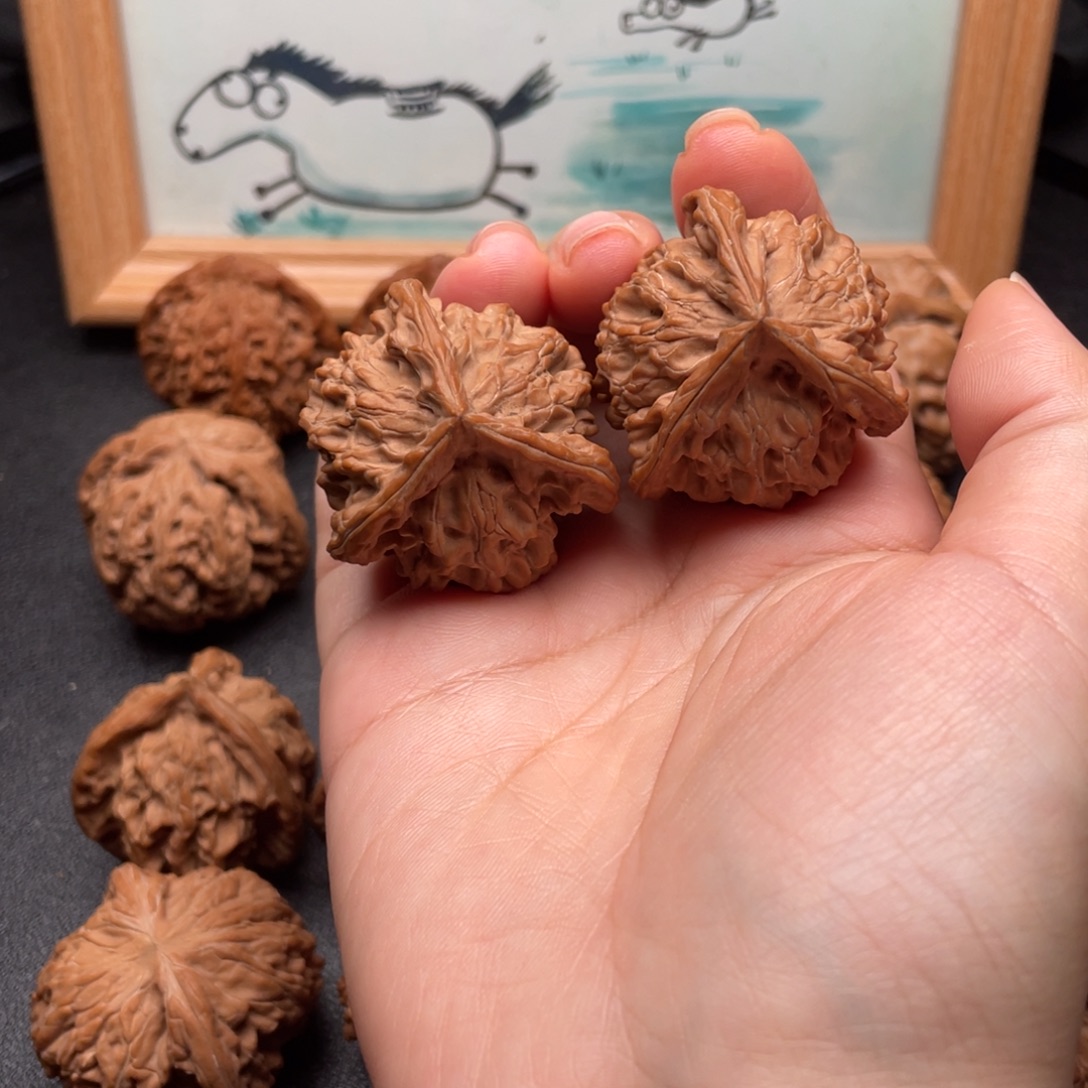 海***特文玩核桃把件37全品盘山三棱