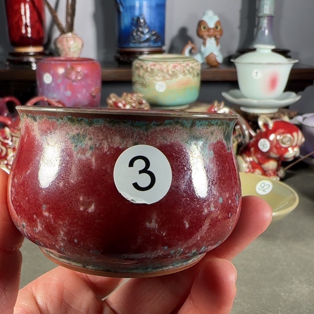 于*丑钧瓷传统工艺作品