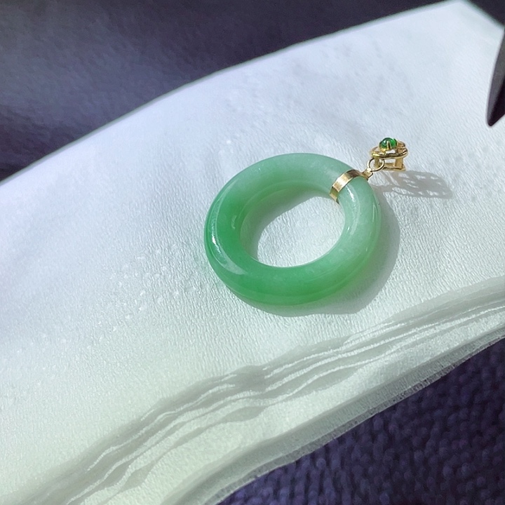 定制翡翠18K金镶嵌翡翠