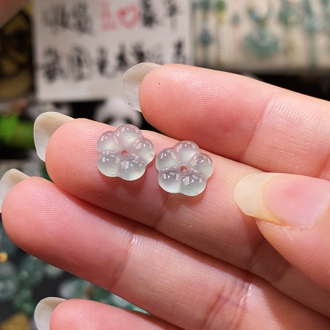 翡翠未镶嵌颈饰大花冰种福利一对