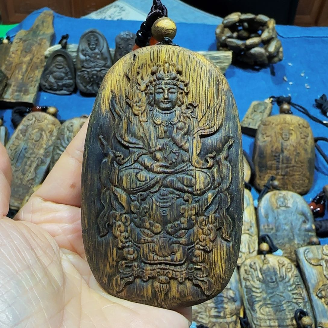 御***石沉香沉香碎屑海南国香老白奇乌身老料文殊菩萨带绳44克