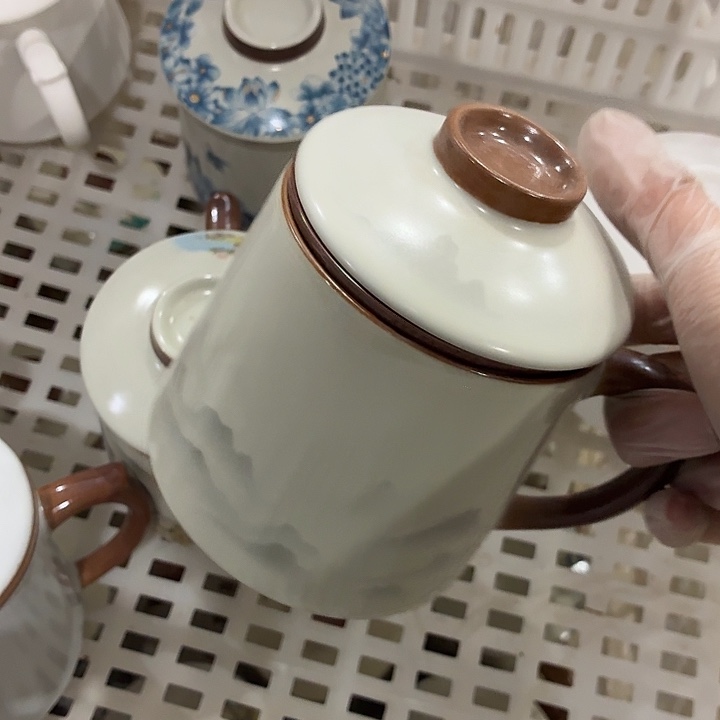 茶具微暇，介意勿拍