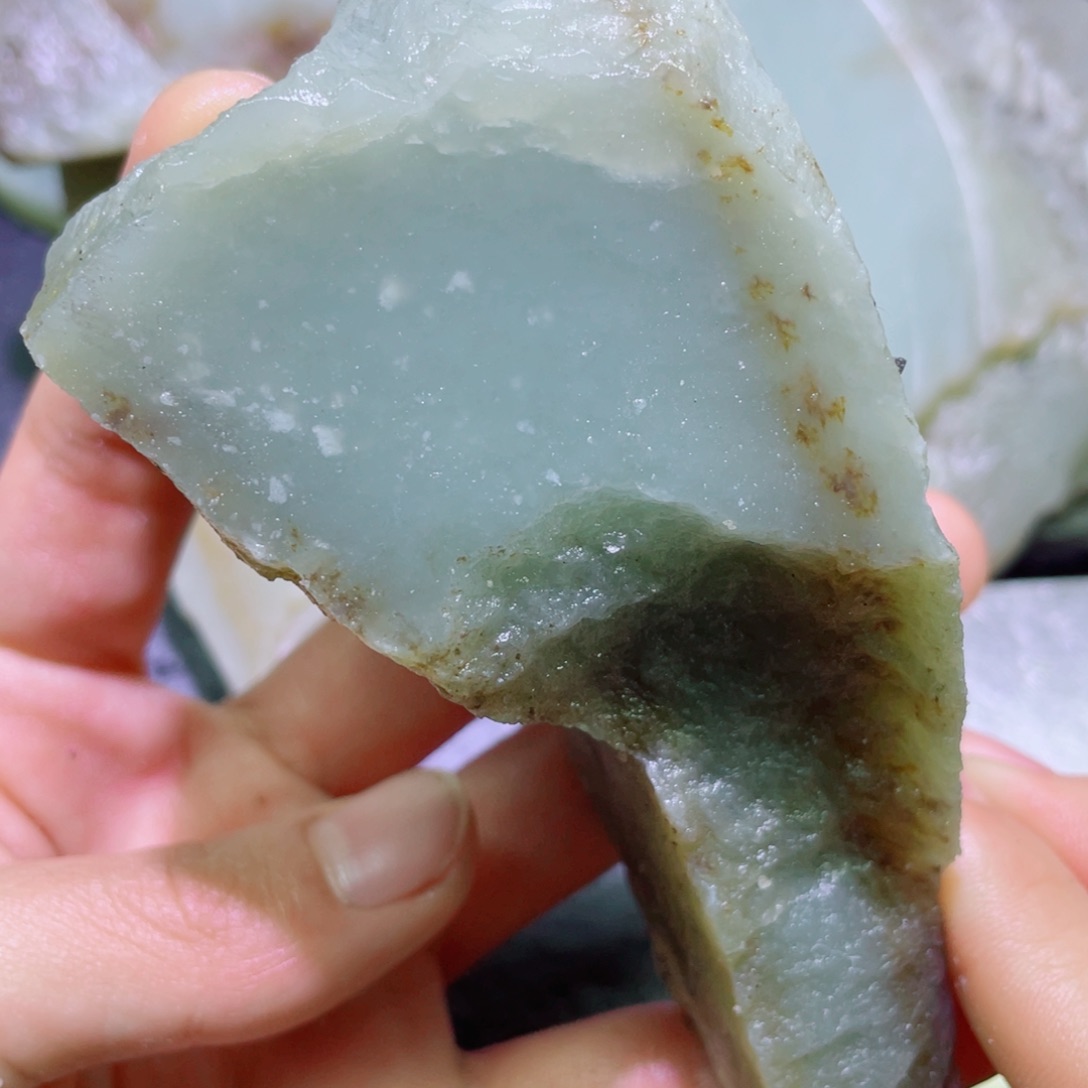 和田玉未镶嵌珠宝半成品