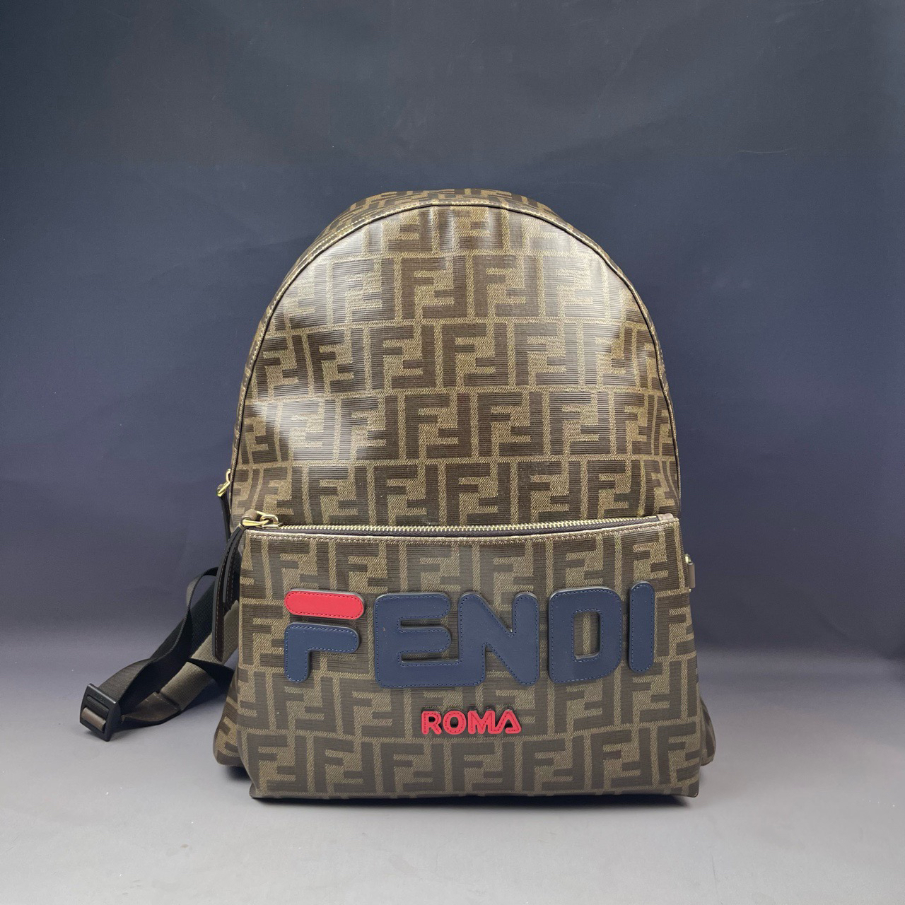 99新 FENDI/芬迪 5270/FENDI芬迪 老花Logo背包双肩包