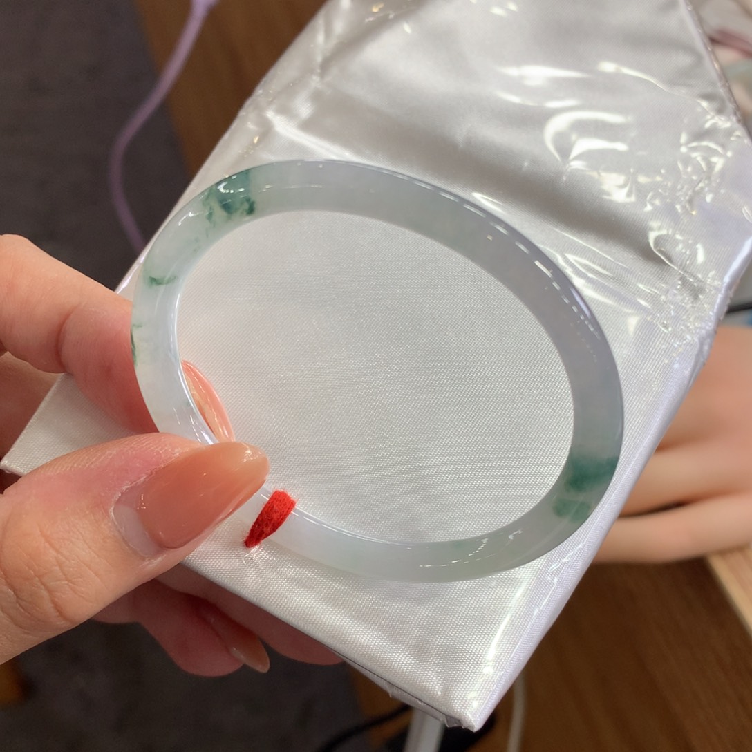 翡翠未镶嵌手镯天然Ａ货翡翠54贵妃