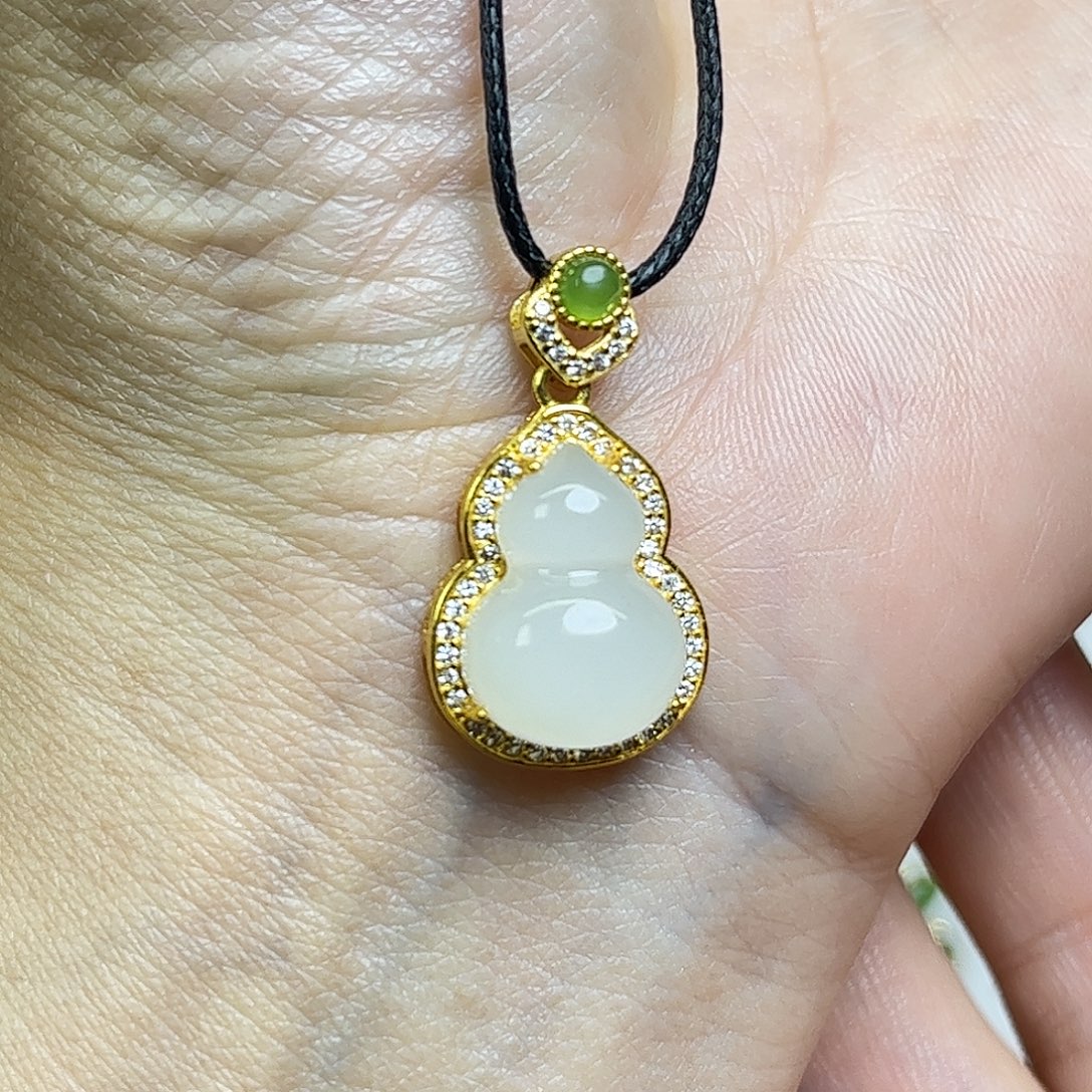 和田玉银S925镶嵌颈饰