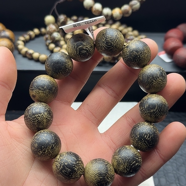 沉香沉香碎屑密结白棋