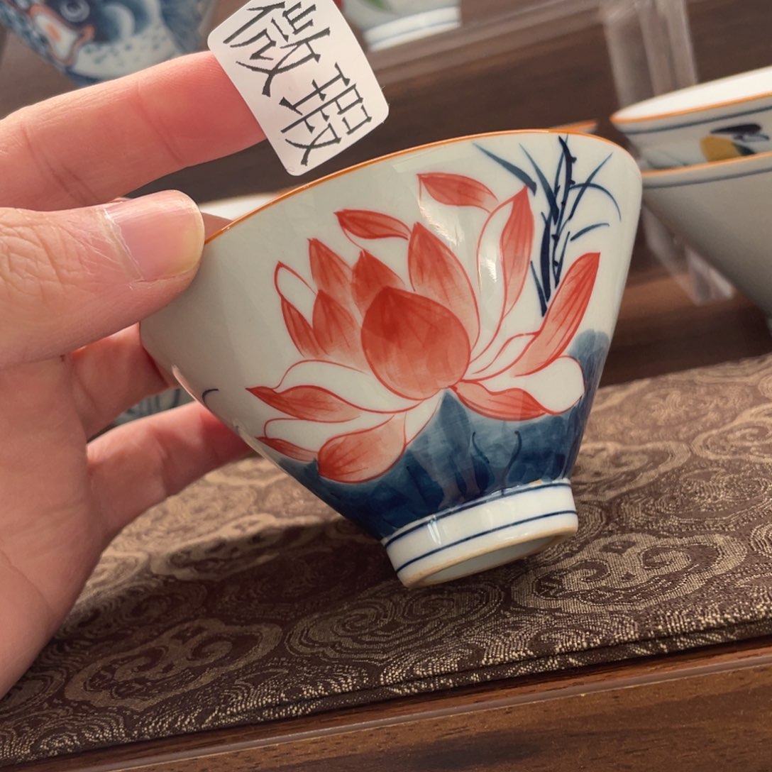釉下手绘茶具微瑕