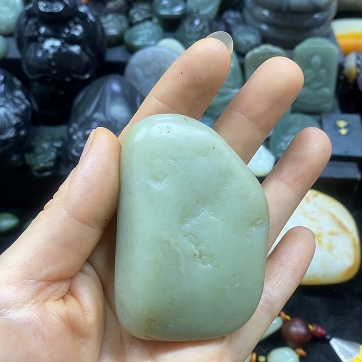 未镶嵌和田玉（糖玉）挂件