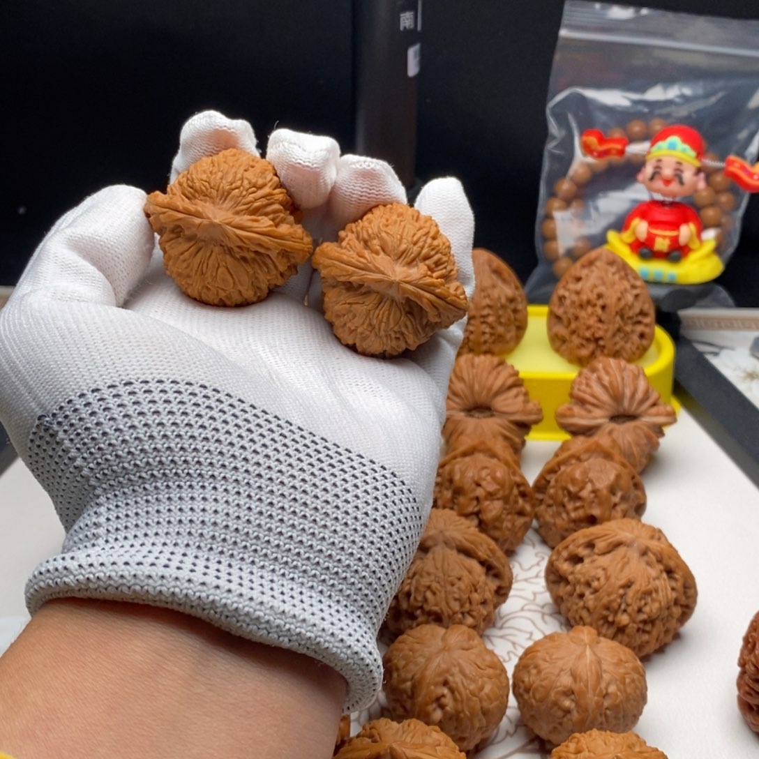 我***缘桃核吊坠南疆石矮桩