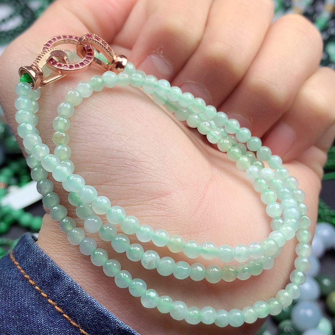 翡翠颈饰未镶嵌项链