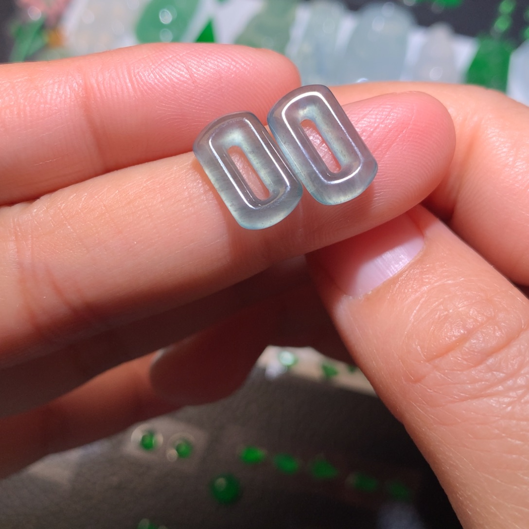 翡翠未镶嵌颈饰方扣