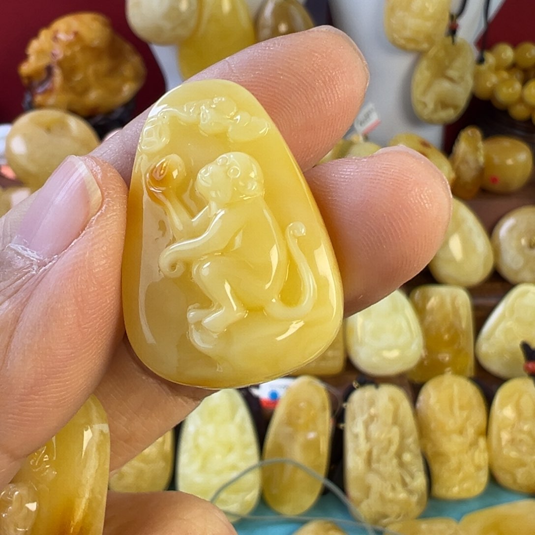 蜜蜡吊坠(不含链)未镶嵌