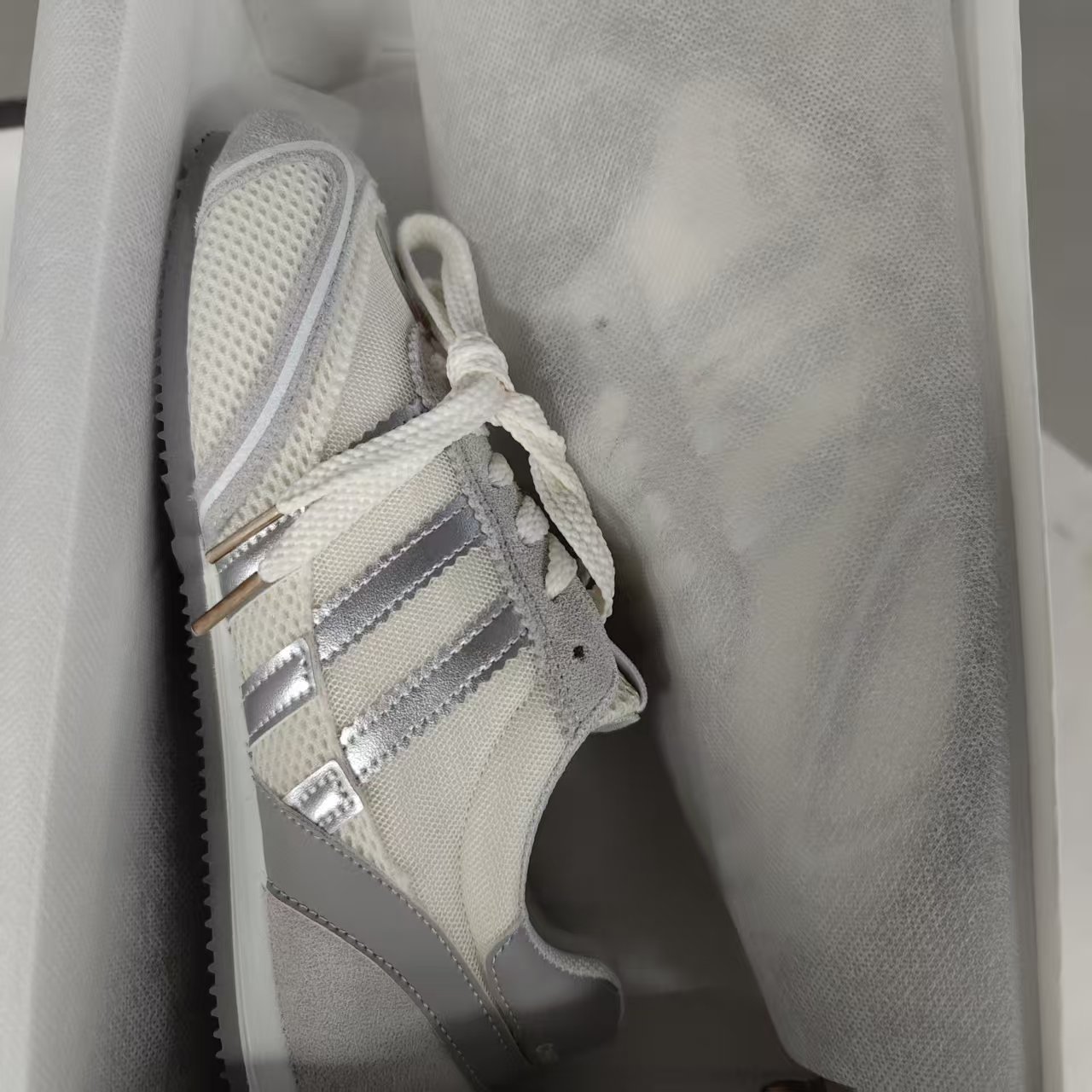 小众经典圆头德训鞋2025新款女百搭复古休闲运动阿甘小白鞋208-25