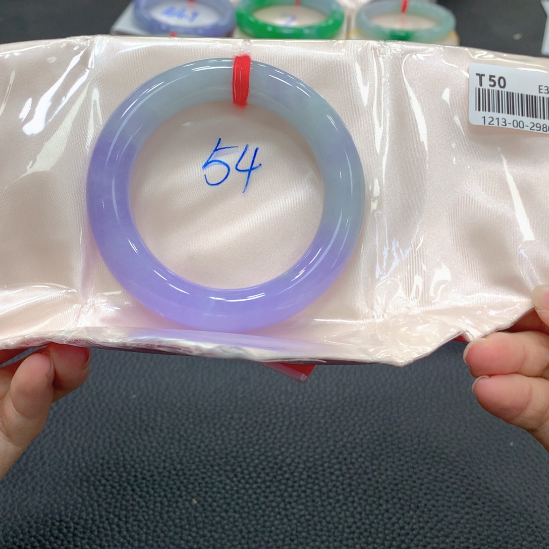 小***子翡翠未镶嵌手镯翡翠