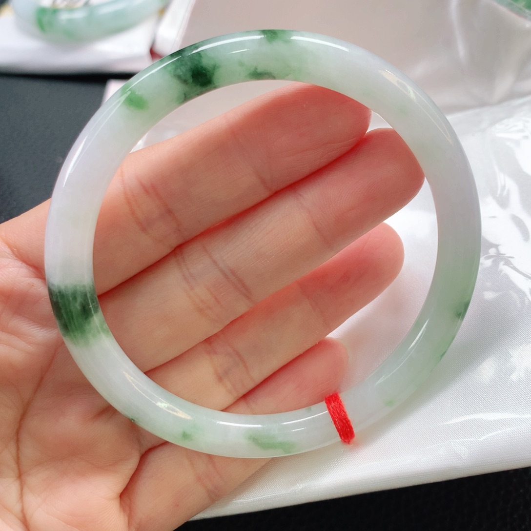 未镶嵌手镯翡翠63圆