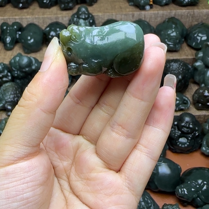 和田玉（糖玉）未镶嵌挂件