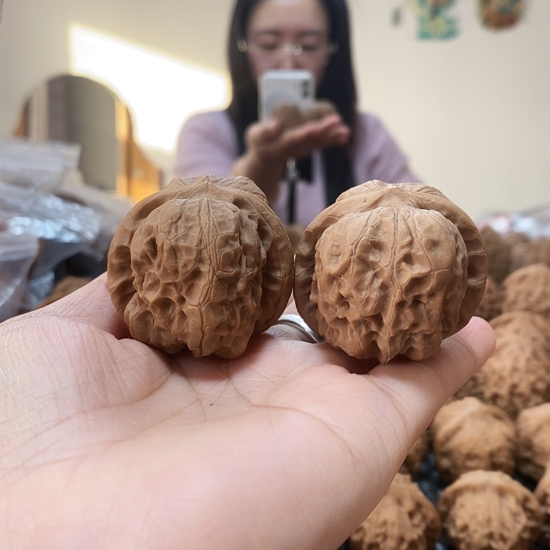 吊坠桃核达摩40黄