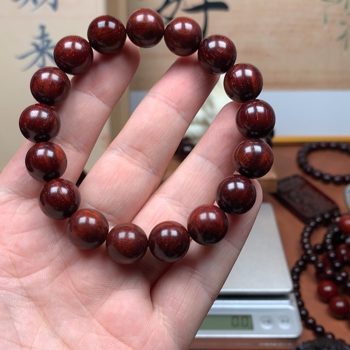 丶***丿檀香紫檀（小叶紫檀）