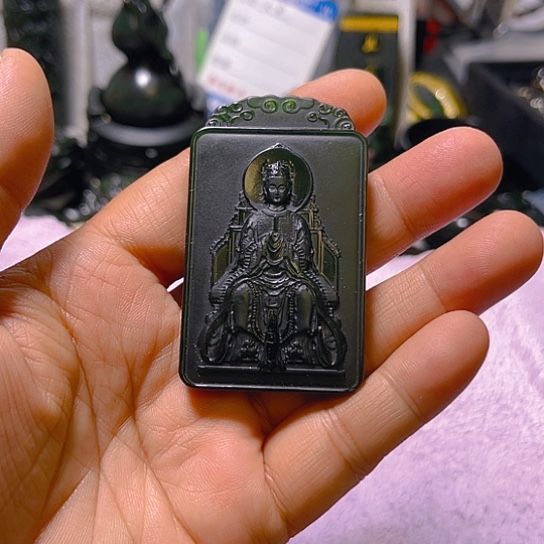 蛇纹石玉颈饰未镶嵌星**文