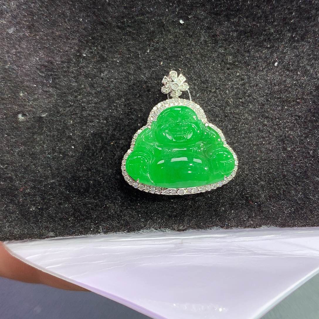 翡翠18K金镶嵌吊坠(赠链)