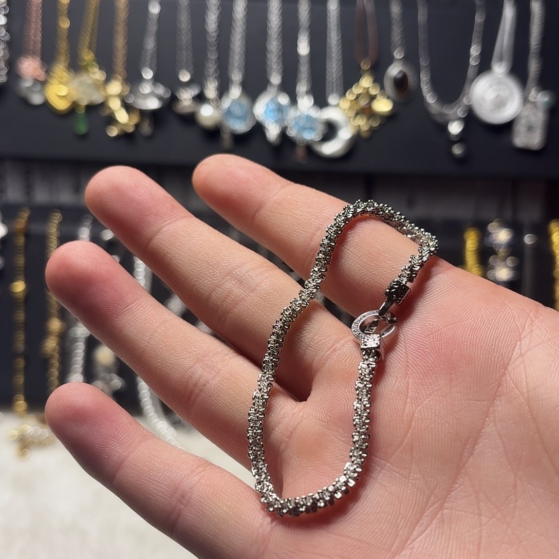 925银皮质马蹄扣手链