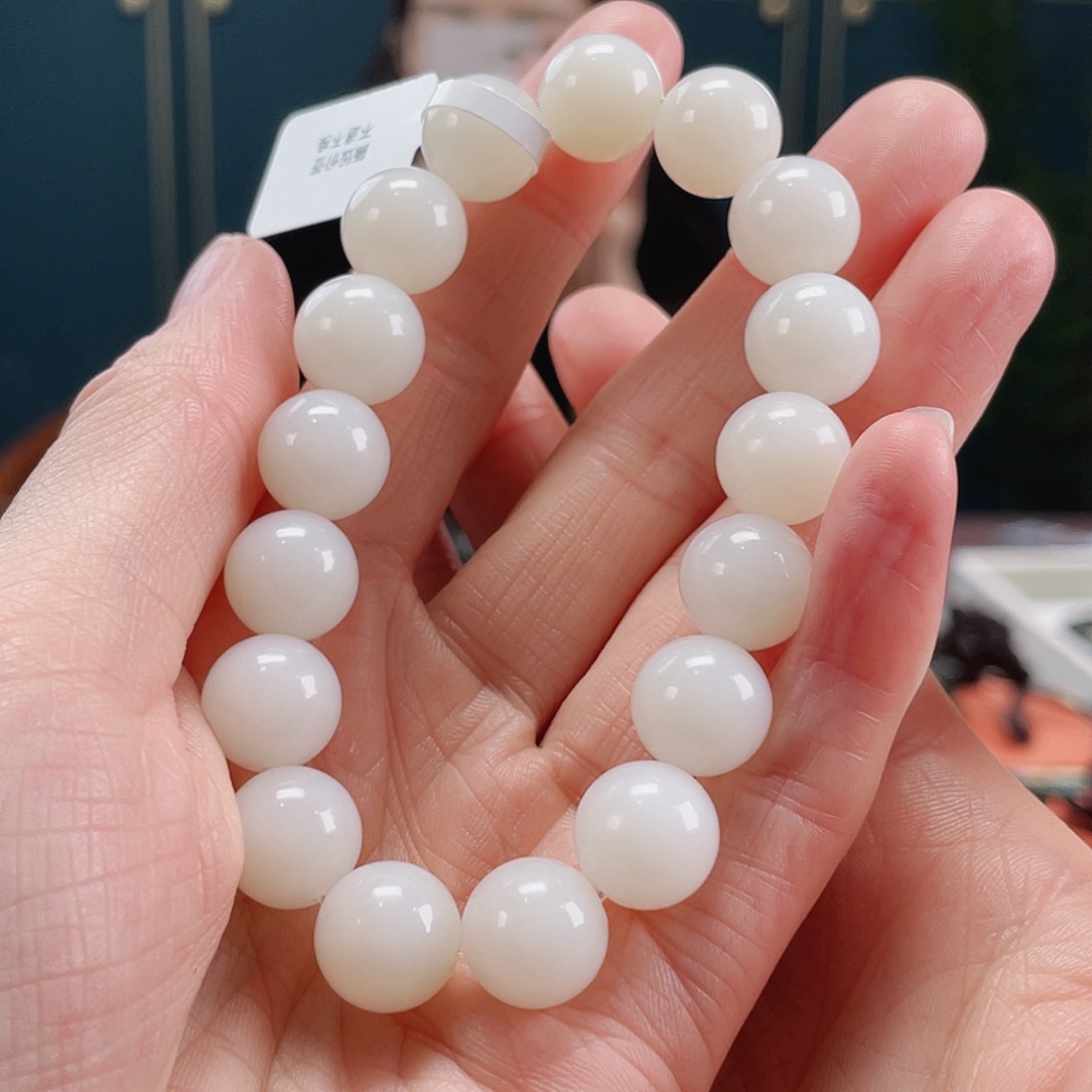 和田玉手串未镶嵌米达12圆珠