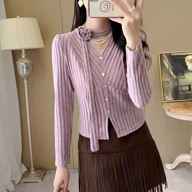 【依·恋】25193#衣长50时尚休闲简约V领针织衫女设计感修身短上衣