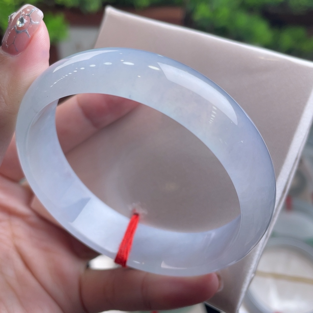 大***妮翡翠未镶嵌手镯58幻彩小轮胎 强推